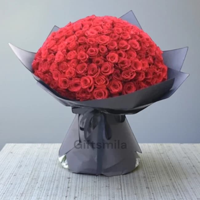 300 Roses Bouquet
