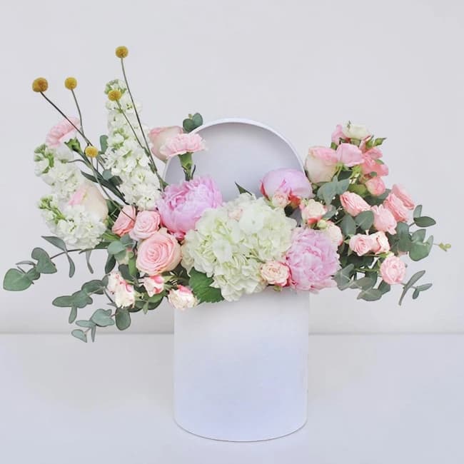 Blushing Blooms Box
