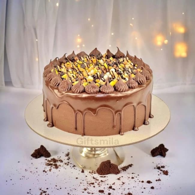  Crunchy Chocolate Cake