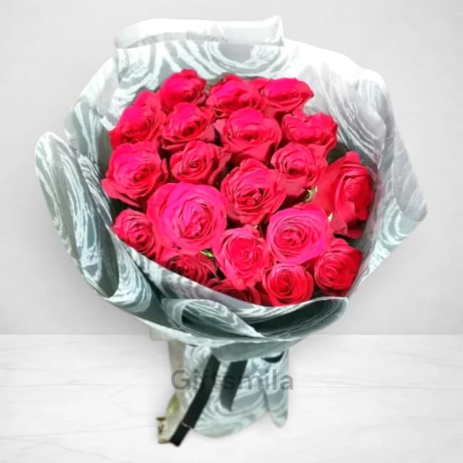 Elegant Red Roses Bouquet 