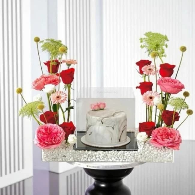 Golden Bloom Celebration Box