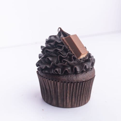 Kit Kat Cup Cakes