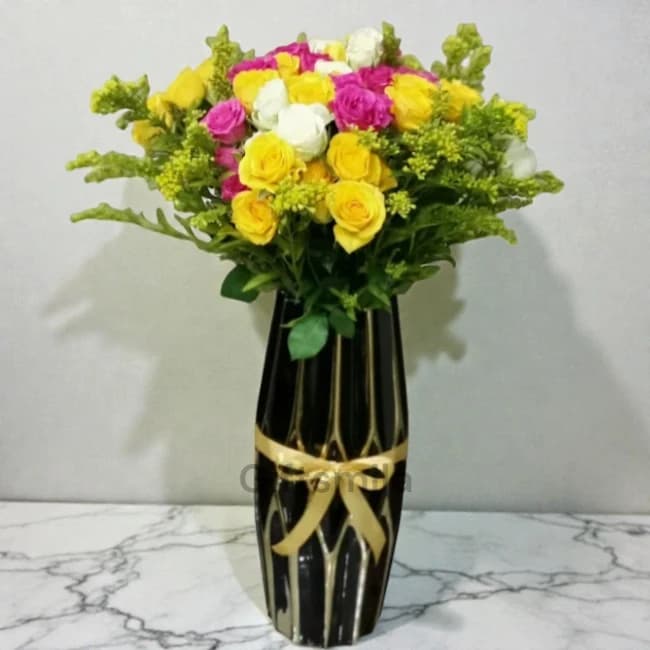 Mixed Rose Black Vase