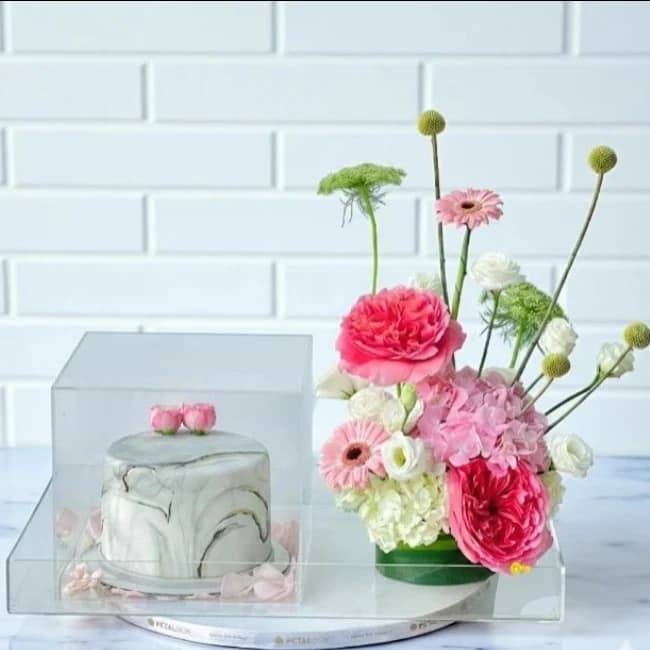 Sweet Bloom Moments