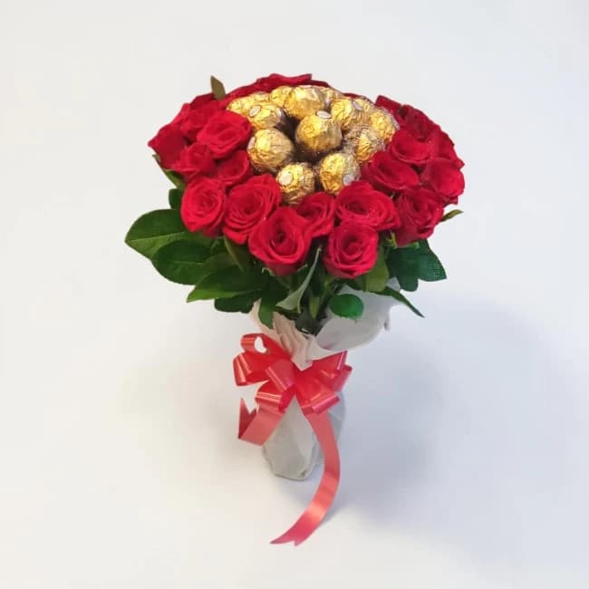 Sweet Roses Bouquet