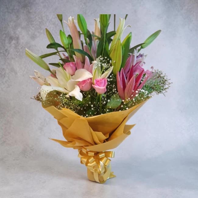 White, Pink Lilies bouquet